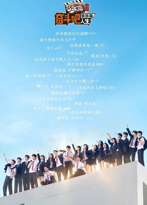 FamilyStrokes-无辜的青少年KamrynJayde在继母抚摸她时给继父口交【FamilyStrokes】 - 爱性AV